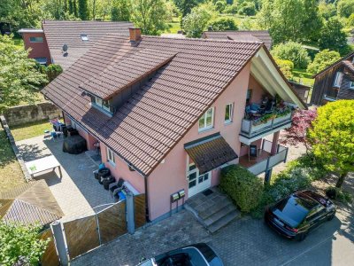 Zweifamilienhaus in Riedern am Sand – Großes Grundstück mit Platz für die ganze Familie