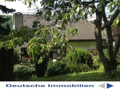 Gepflegtes Einfamilienhaus mit Garage auf ansprechendem Grundstück!