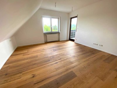 Helle 2-Zimmer Dachgeschosswohnung in Burgthann
