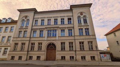 Großzügige 3-Zimmer Wohnung im Erdgeschoss mit Stellplatz