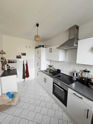 Lichtdurchflutete Dachgeschosswohnung in der Südstraße