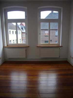 Gepflegte 2,5-Zimmer Wohnung im 1. OG in Glückstadt