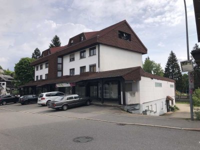 Achtung: Grossfamilie,Investor,Mehrfam.Wohnhaus mit Gewerbefläche