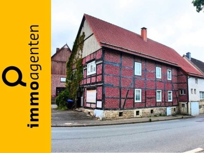 Vielseitiges Wohnhaus mit Ausbaureserve – attraktiv für Investoren oder große Familien