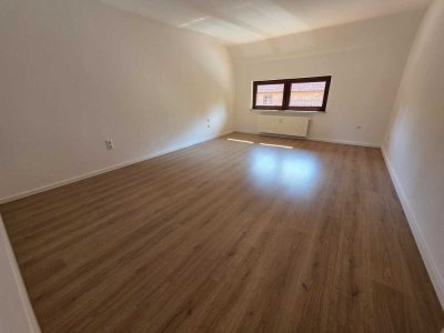 Renovierte 4-Zimmer Wohnung