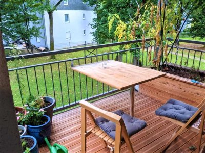 Top geschnittene, sehr helle 3 Zimmerwohnung mit  großem  Balkon im Herzen von Heddernheim
