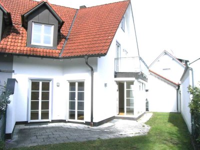 Großzügige und moderne Doppelhaushälfte in zentraler Lage