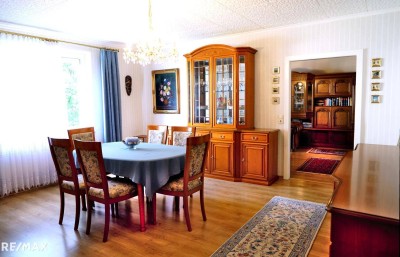 Preisreduktion! Berndorf bei Baden - Top-gepflegte 2 1/2 Zimmer-Wohnung mit Loggia!