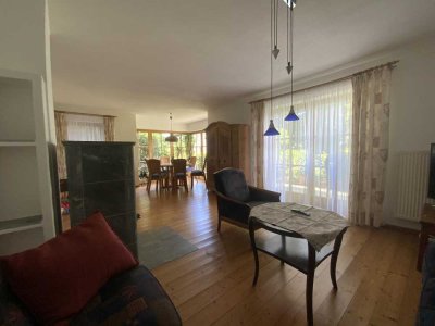 Gute Gelegenheit! Großzügige und bezugsfreie DHH in Riedering / Moosen