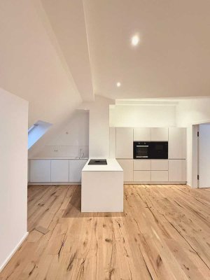 Exklusive Penthouse Wohnung in Sachsenhausen mit Loggia und Blick auf die Skyline