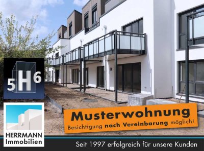 5H6 - Hochwertige 3-Zimmer-Wohnung mit Balkon und Carportstellplatz