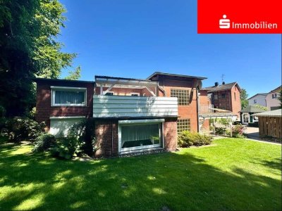 Schönes Haus in traumhafter, naturnaher Lage + 2 Garagen + Carport