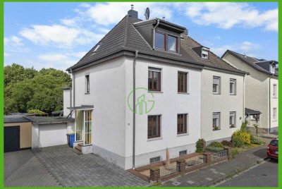 # DÜREN # Ein-/Zweifamilienhaus mit großzügigem Grundstück in ruhiger Lage.