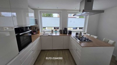 HOCHWERTIG SANIERTE  3 - ZIMMER WOHNUNG !