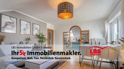 Gemütliche 2-Zimmer Dachgeschosswohnung mit Balkon und PKW-Außenstellplatz in Langenargen