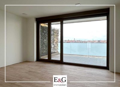 Mittendrin: Schicke 3-Zimmer-Dachterrassen-Wohnung mit herrlichem Blick in ruhiger Innenstadtlage