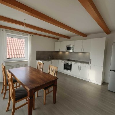 Freundliche und gepflegte 4-Raum-Wohnung mit Balkon in Falkenstein