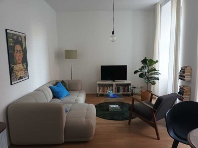Biete zur Untermiete, möbliert 2 Zimmerwohnung im Herzen von Burtscheid.  Ruhige Lage.