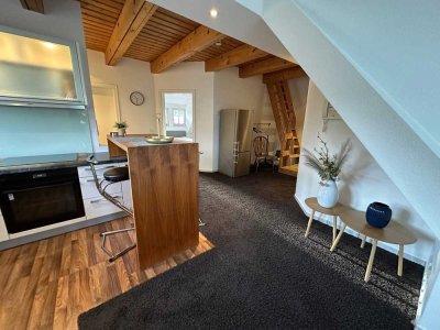 Möbliertes 3-Zimmer Idyll, zentral, Garten, Wassergrundstück