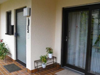 Schöne, gepflegte ein Zimmer Wohnung mit Bad und Küche in Nußloch