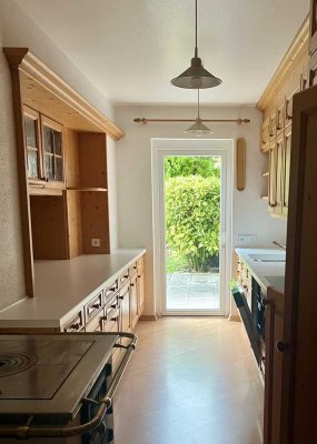 Großzügige Wohnung mit eigenem Garten direkt am Eichwald - von privat