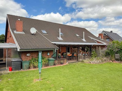 Doppelhaus mit Charakter im Golddorf bei Eckernförde - Ruhig, flexibel, preisgekrönt!