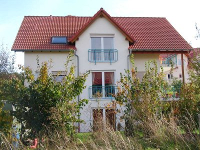 Schöne 3 Zi. , Küche, Bad Dachgeschoss-Wohnung 90 qm ab 01.12.25 zu vermieten