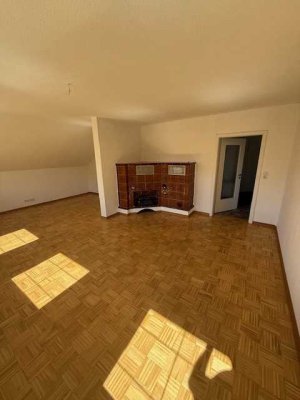 Große 4 RaumWE mit Dachterrasse, Kamin, Bidet, Dusche und Badewanne