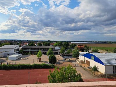 1,5-Zimmer-Wohnung mit Balkon und EBK in Mutterstadt