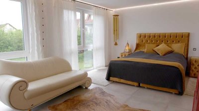 Mehlingen - Luxuriöse DHH, 3 ZKB, moderne EBK, Garten, Kamin, Ankleide, Garage