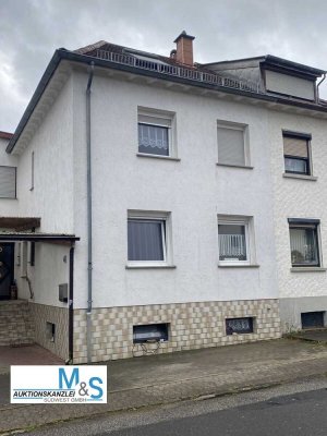 Schöne Doppelhaushälfte in Blieskastel zu verkaufen!