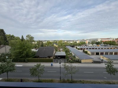 Helle 4-Raum-Wohnung mit Balkon in Bernau Friedenstal / Elbestraße