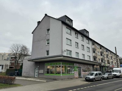 E.- Huttrop gut geschnittene 3 Raum Wohnung