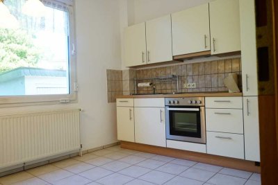 Vermietung ausschließlich an nur 1 Person: 1-Raum-Appartement (EG) in denkmalgeschützter Stadtvilla