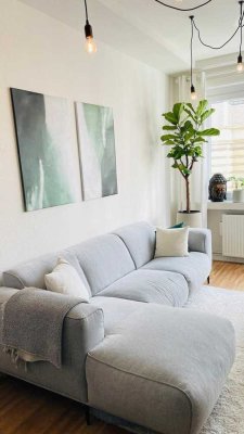 Möblierte Wohnung mit Balkon in Eimsbüttel (Mietzeit bis 31.12.2025)