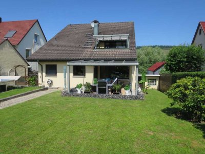Großzügiges 1 - 2 Familienhaus Nähe Breitenauer See
