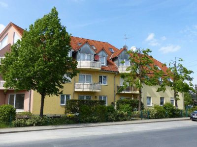 Langjährig vermietete Zweiraumwohnung mit Terrasse in Weinböhla
