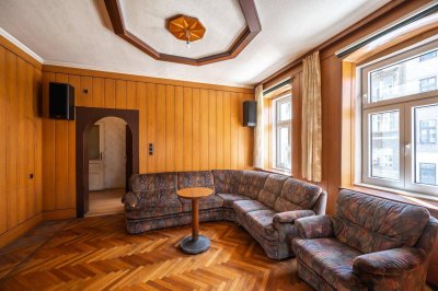 ++NSG122++ 4-Zimmer Altbau-Wohnung (sanierungsbedürftig) in tolle Lage viel Potenzial!