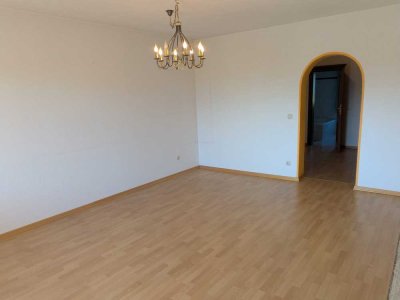 Helle 4-Zimmer-Eigentumswohnung mit Bergpanorama vor den Toren Salzburgs