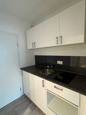 zentral in Siegen-Weidenau: schönes Studenten-Apartment mit Küchenzeile