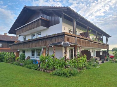 Direkt am Chiemsee 2ZKB mit Hobbyraum und außergewöhnlicher Terrasse