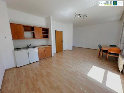 Zentrumsnahe 1-Zimmer-Wohnung mit großem Balkon!