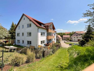 +++ Helle 3-Raum-Wohnung in idyllischer Lage mit Balkon und Garage +++