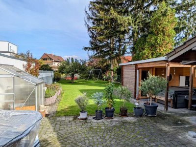 Historischer Charme trifft modernen Komfort – Ihr Traumhaus im Herzen von Lampertheim!