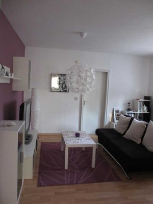 *TOPP*: SI-Wellersberg, 40m2, renovierte 1,5-Zimmer-Wohnung mit EBK