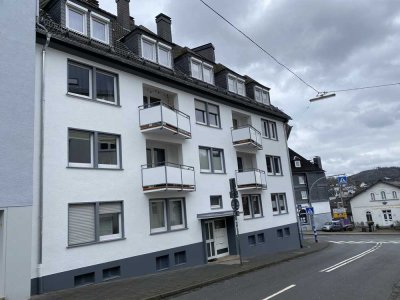 Helle 4 ZKB Wohnung mit Balkon in Siegen Oberstadt