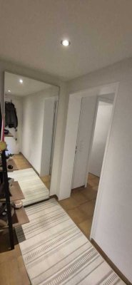 kleine aber feine Souterrainwohnung mit EBK in Seligenstadt