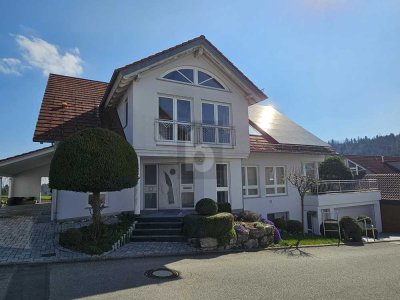 EXKLUSIVES ZWEIFAMILIENHAUS ZUR MIETE