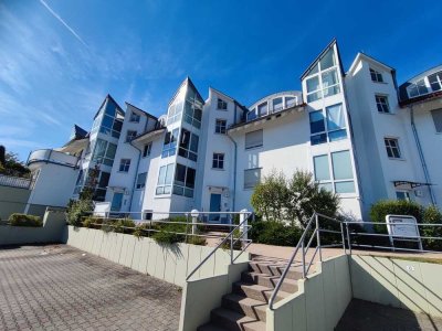 Exklusives Wohnen mit großer Terrasse in gehobener Wohnlage ( inkl. 2 Stellplätze)