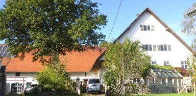 Schönes Bauernhaus mit 3 Wohneinheiten zu verkaufen